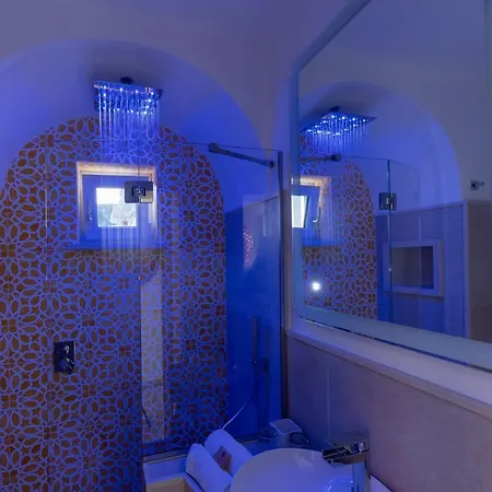 Belvedere Exclusive ゲストハウス 4*